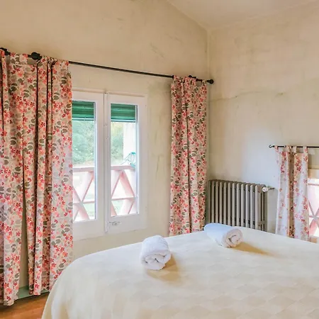 Holiday home Rectoria De Castellar La Vall de Bianya