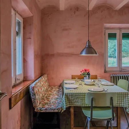 Rectoria De Castellar Holiday home La Vall de Bianya